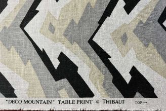 Thibaut Deco Mountain: Black and Grey